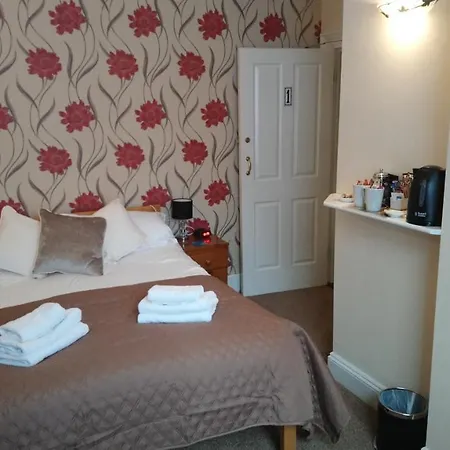 Eden Bed & Breakfast 4*